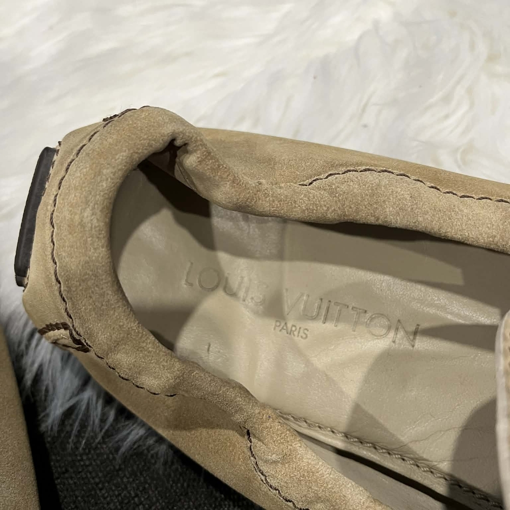 Louis Vuitton Men’s Suede Driving Loafers in Tan Small Details Photos - Picture 7 of 12